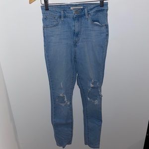 Levi’s High Rise Skinny Ankle Jeans - Light Wash